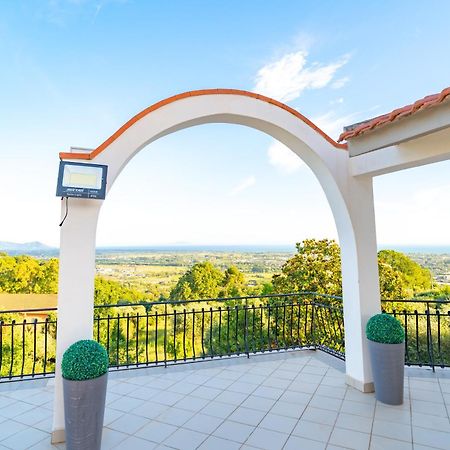 Villa Del Pino, Terrazza Vista Mare Minturno Exteriér fotografie